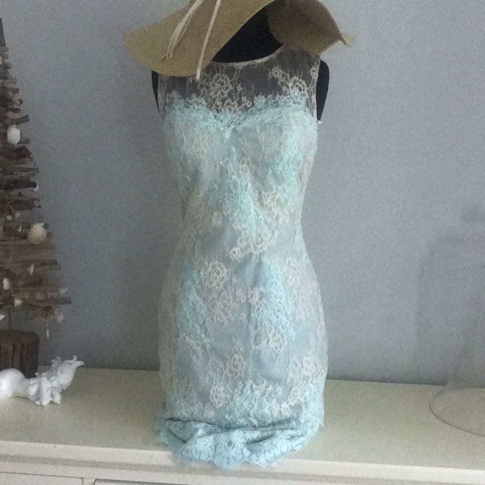 Cocktails lace dress